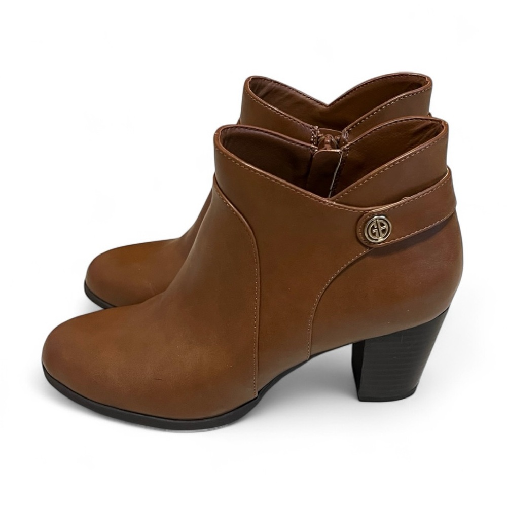 Giani Bernini Brown Ankle Booties with Memory Foam